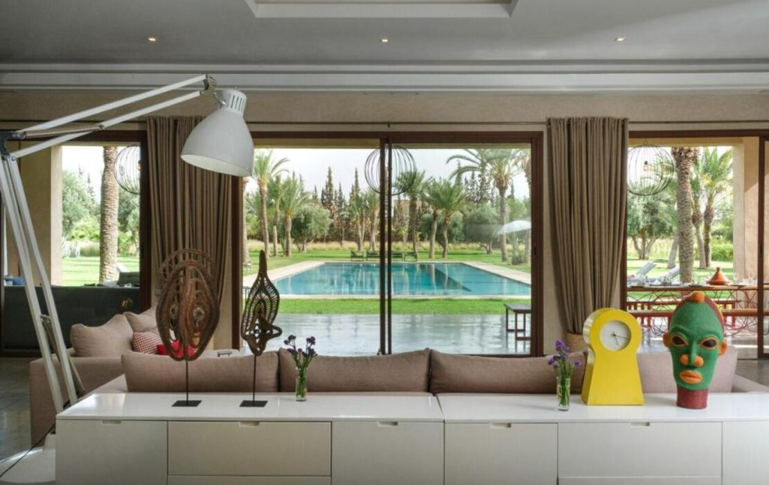 Adnaa - Modern Villa with 2 pools, sauna, hammam, tennis court & home cinema