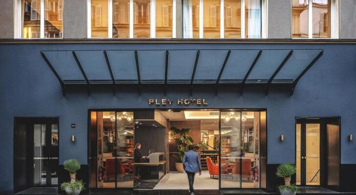 PLEY Hotel