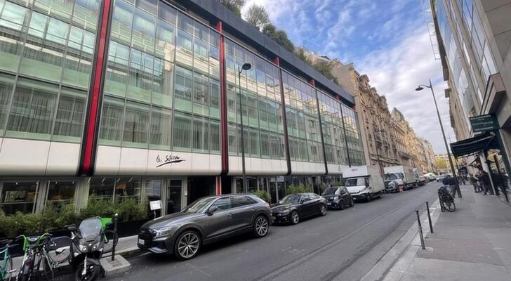 Hôtel de Berri Champs-Élysées, a Luxury Collection Hotel