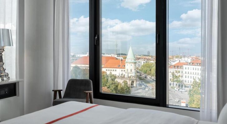 Ruby Lilly Hotel Munich