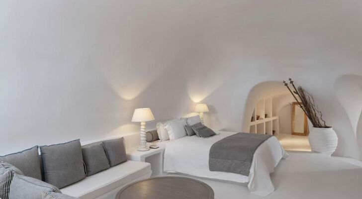 Katikies Chromata Santorini - The Leading Hotels of the World