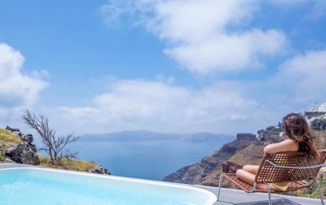 Katikies Chromata Santorini - The Leading Hotels of the World