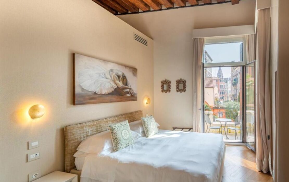 Palazzo Morosini Degli Spezieri - Lifestyle Apartments