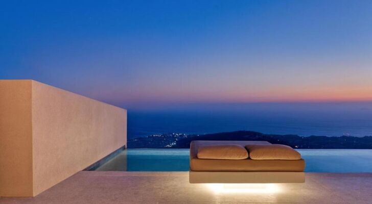 Santorini Sky, Luxury Resort