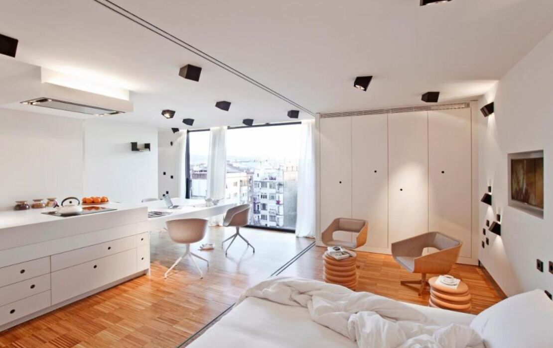 DestinationBCN Urgell Apartment