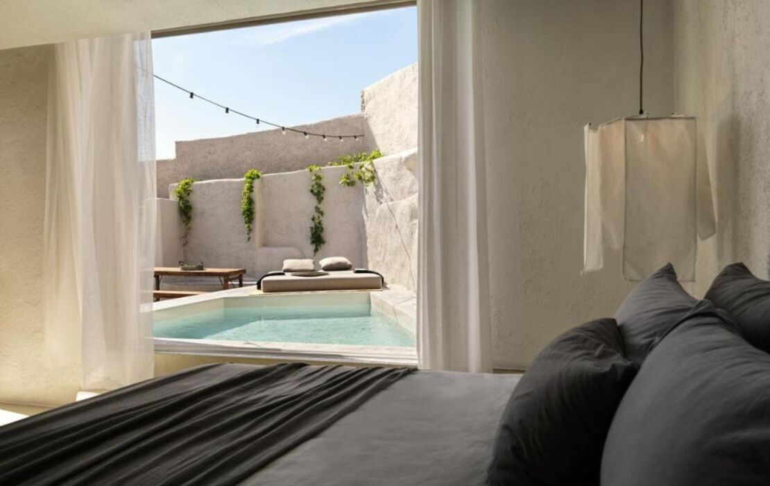 Nomad Mykonos - Small Luxury Hotels of the World